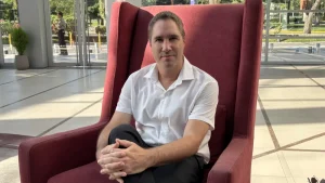 Damián Di Pace: “La economía crece, pero el consumo y las PyMEs siguen atrapados en una lógica defensiva”